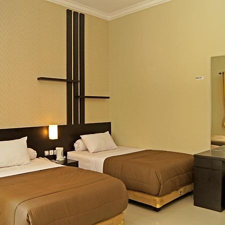 The Winner Premier Hotel Pemalang Exteriér fotografie