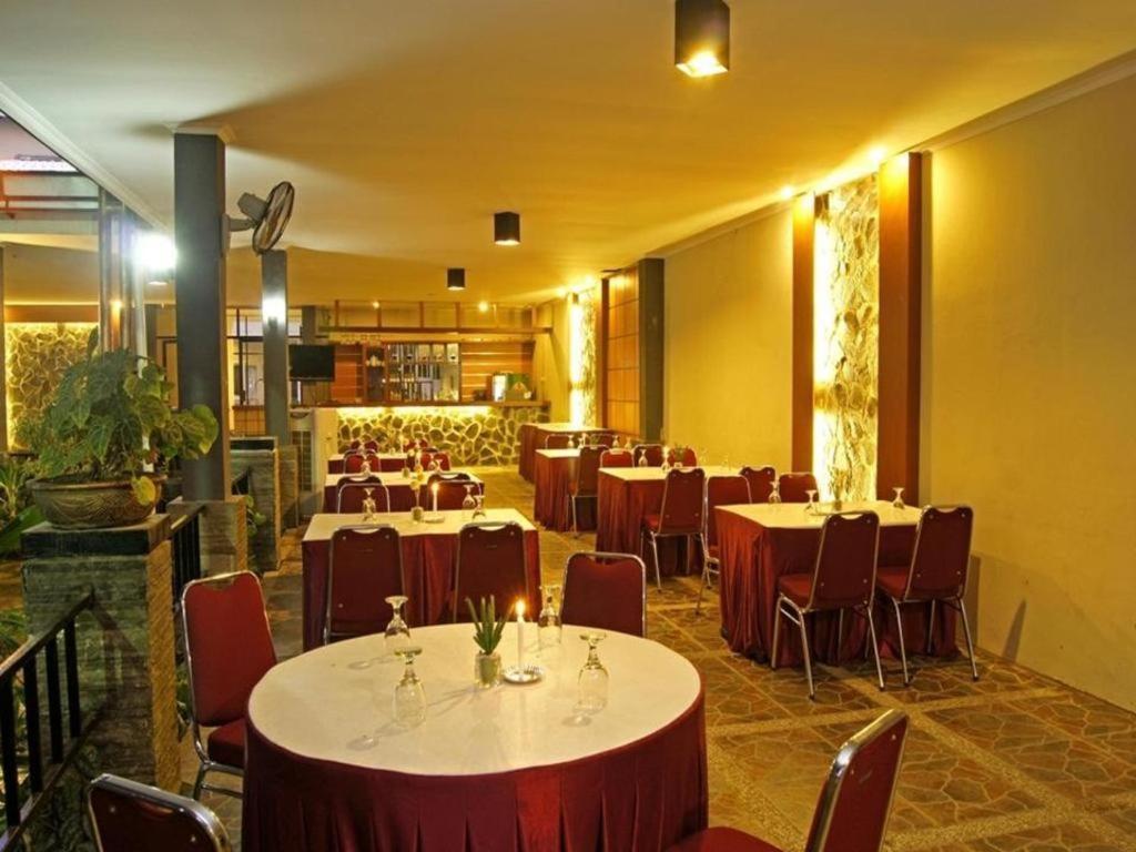 The Winner Premier Hotel Pemalang Exteriér fotografie
